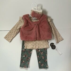 🆕 Nicole Miller 4 Piece Faux Fur Vest Set - 12 Months